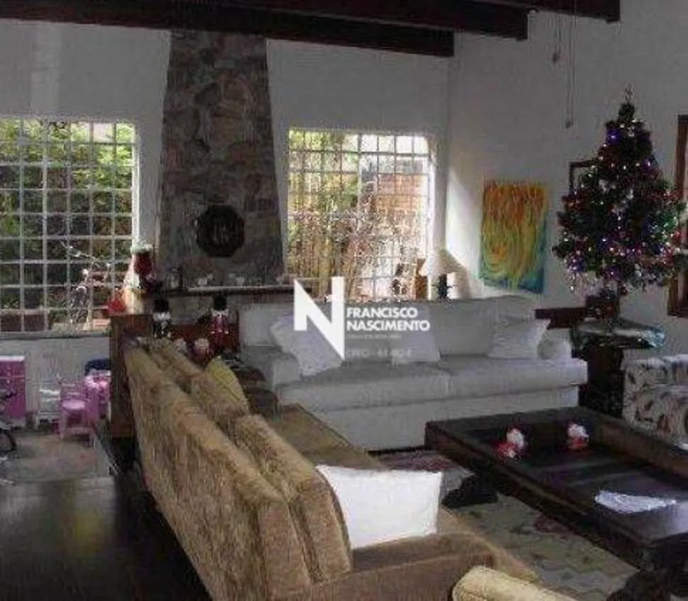 Casa, 4 quartos, 488 m² - Foto 1