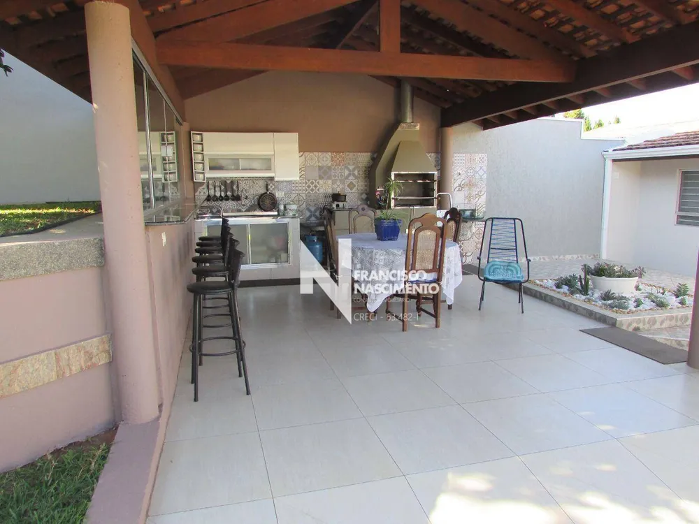 Casa, 2 quartos, 177 m² - Foto 4