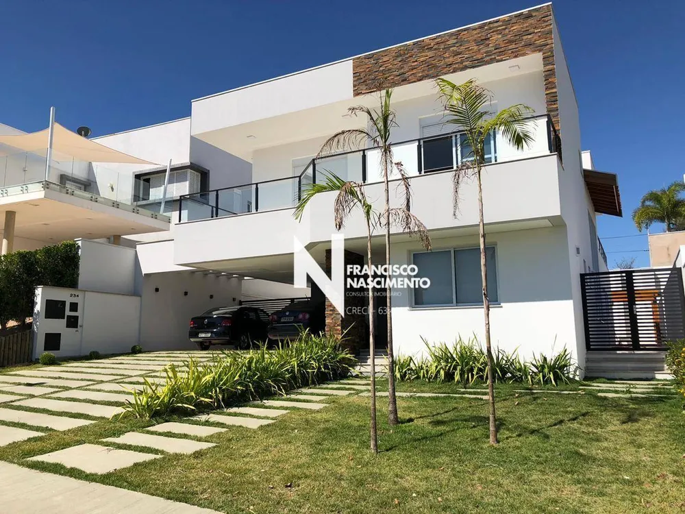 Sobrado, 3 quartos, 368 m² - Foto 1