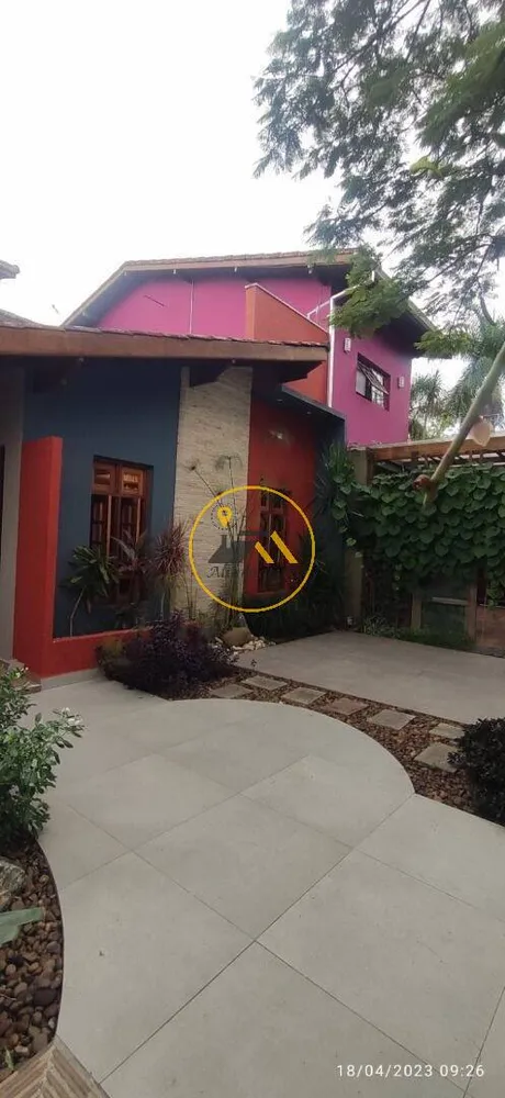 Sobrado, 3 quartos, 129 m² - Foto 1