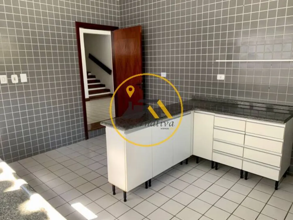 Casa, 4 quartos, 210 m² - Foto 3