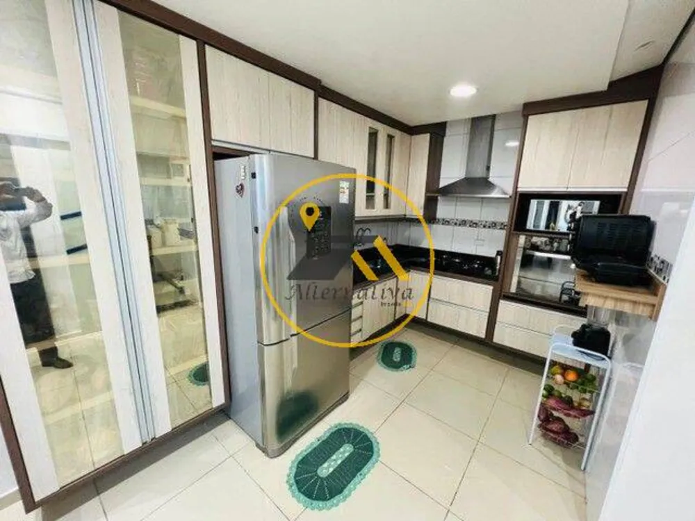 Sobrado, 4 quartos, 300 m² - Foto 1