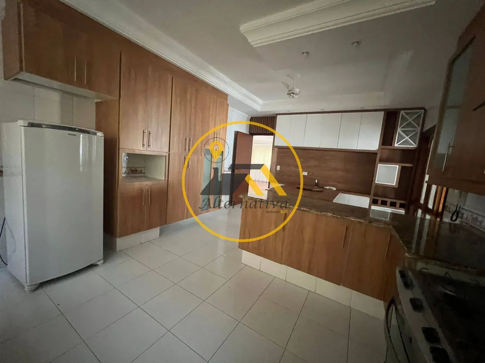 Sobrado, 4 quartos, 380 m² - Foto 4