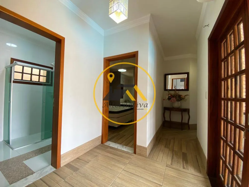 Casa, 3 quartos, 228 m² - Foto 4