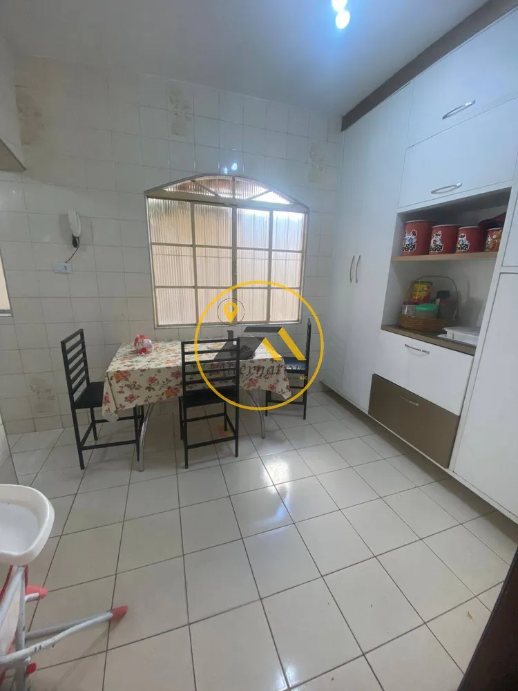 Casa, 5 quartos, 184 m² - Foto 3
