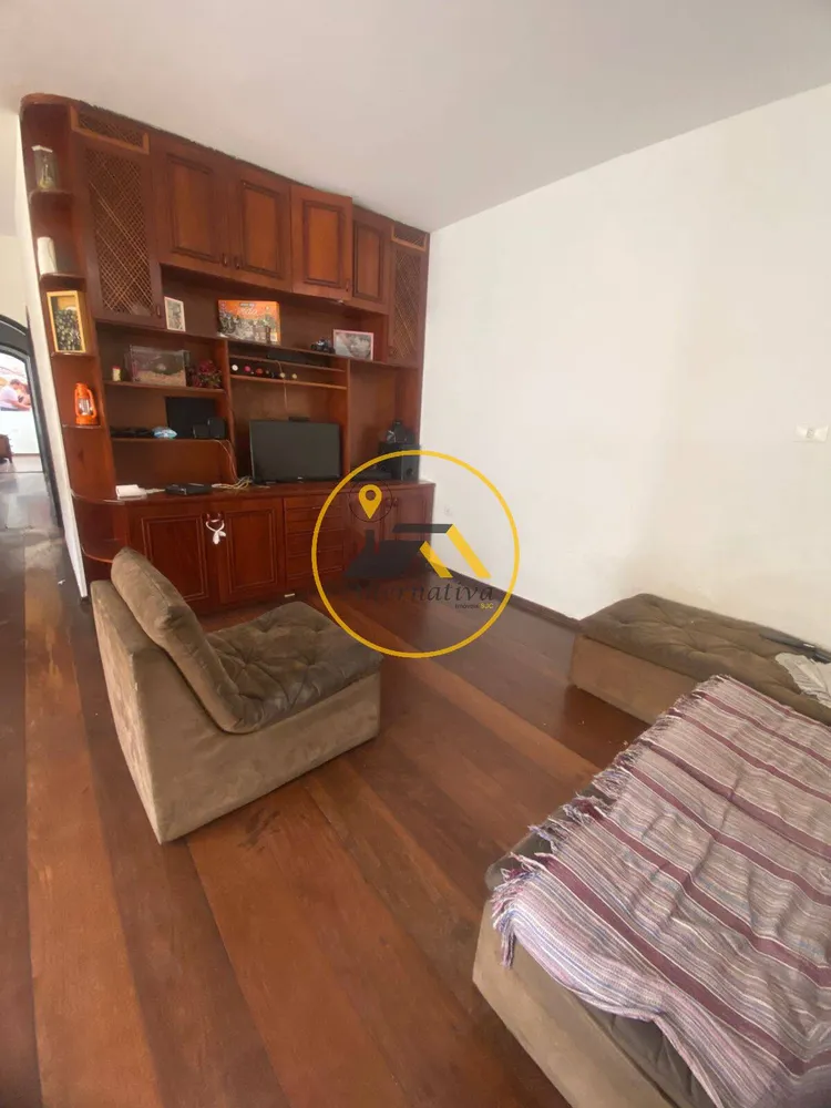 Casa, 5 quartos, 184 m² - Foto 2