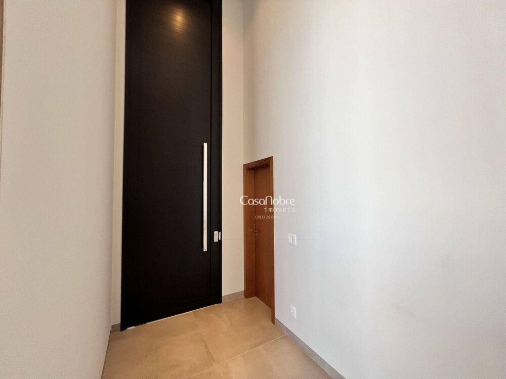 Casa de Condomínio à venda com 4 quartos, 262m² - Foto 2