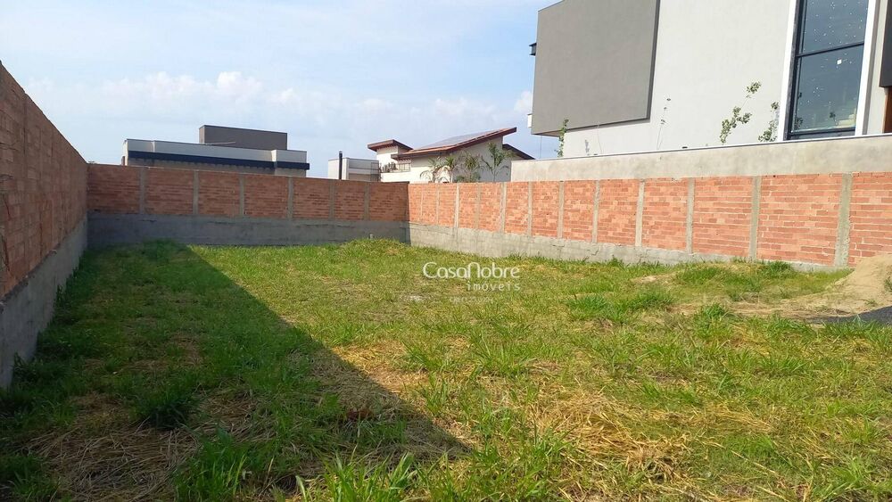 Loteamento e Condomínio, 487 m² - Foto 1