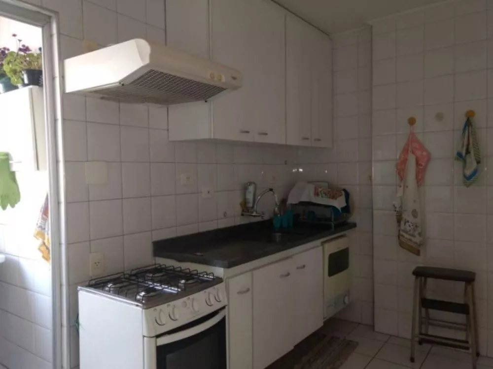 Apartamento à venda com 3 quartos, 108m² - Foto 4