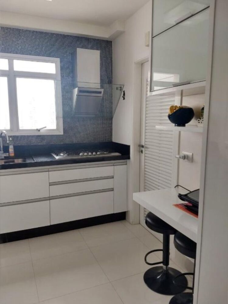 Apartamento, 3 quartos, 133 m² - Foto 2