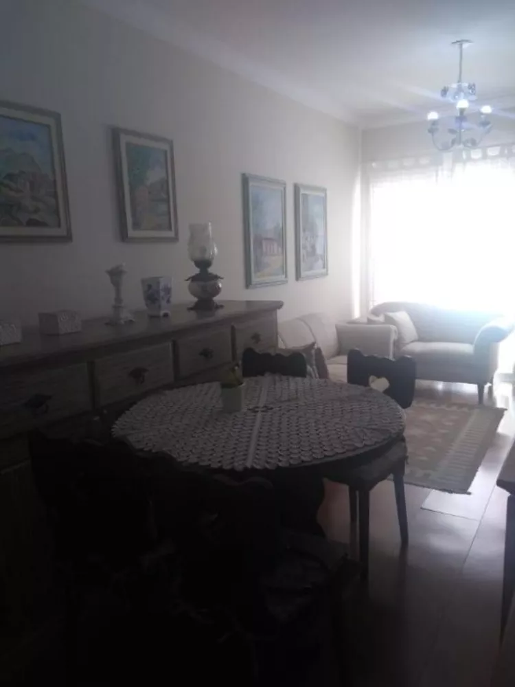 Apartamento à venda com 2 quartos, 62m² - Foto 2