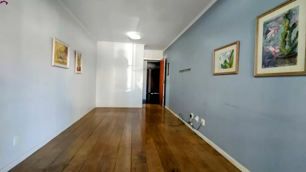 Apartamento à venda com 2 quartos, 63m² - Foto 2