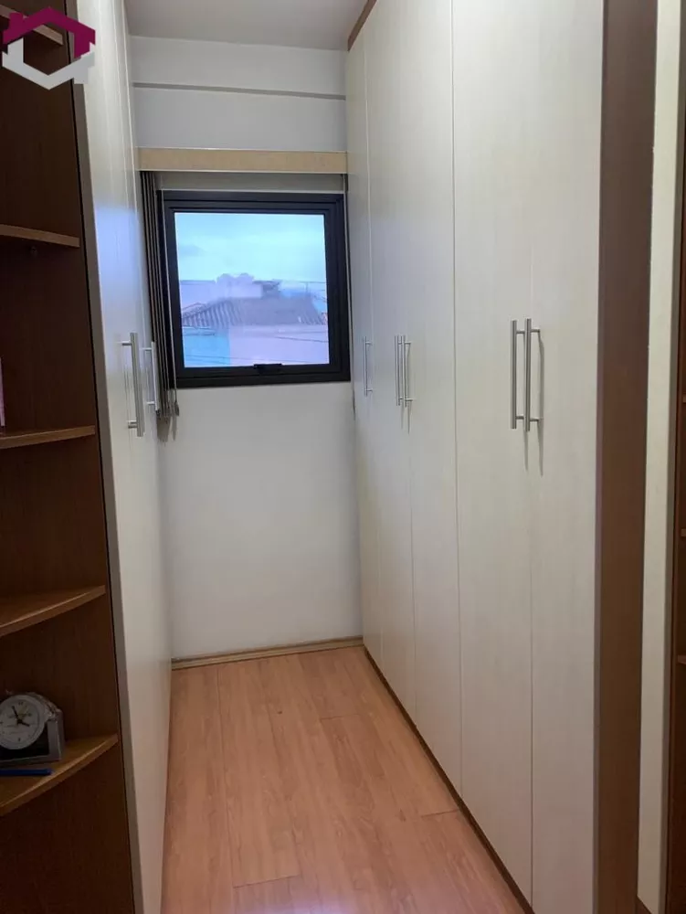 Casa à venda com 4 quartos, 298m² - Foto 14