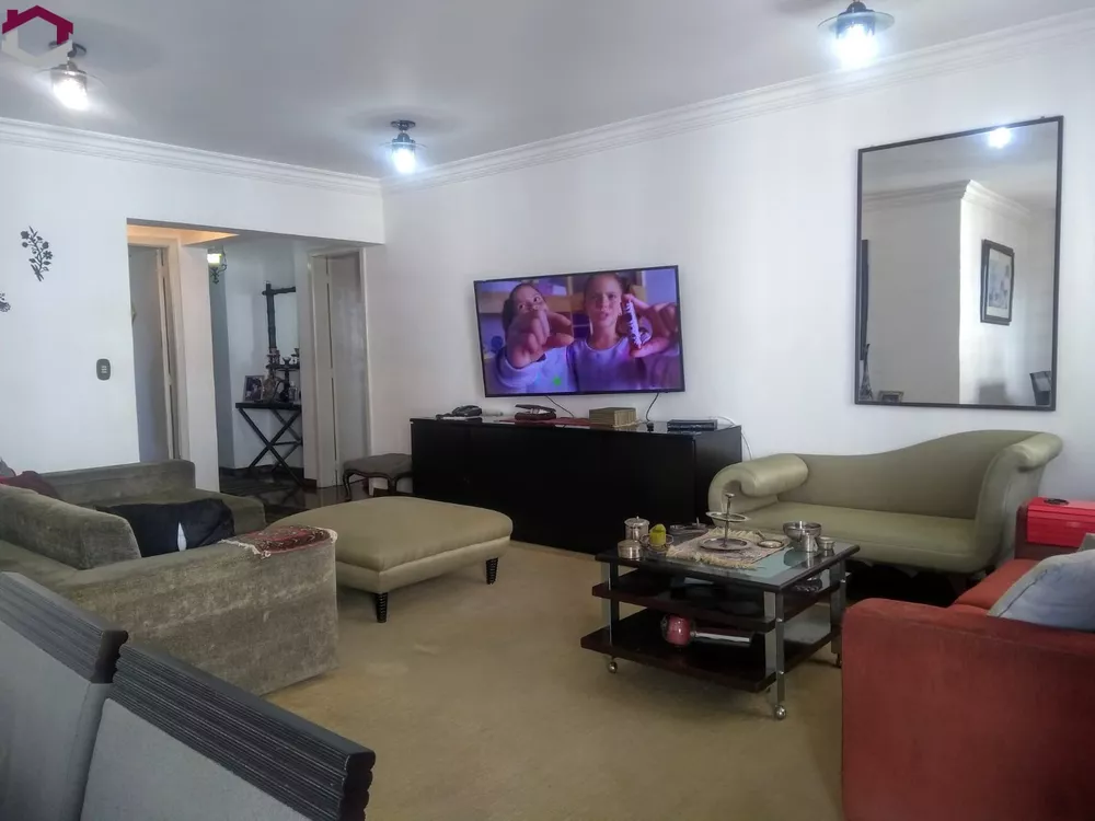 Apartamento à venda com 3 quartos, 150m² - Foto 1