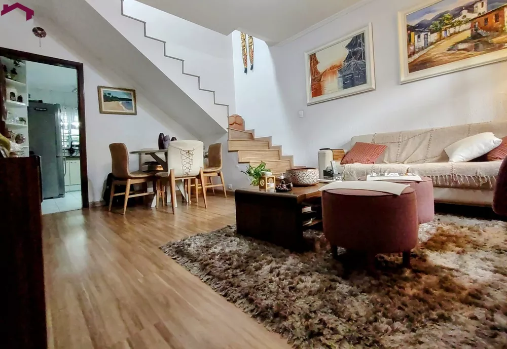 Casa à venda com 2 quartos, 170m² - Foto 1