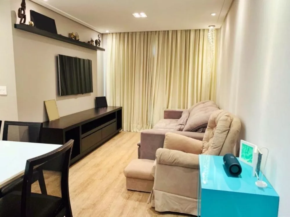 Apartamento à venda com 3 quartos, 75m² - Foto 3