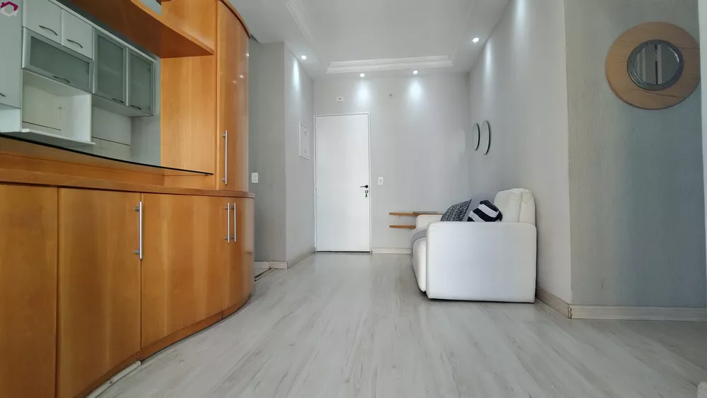 Apartamento à venda com 1 quarto, 41m² - Foto 2