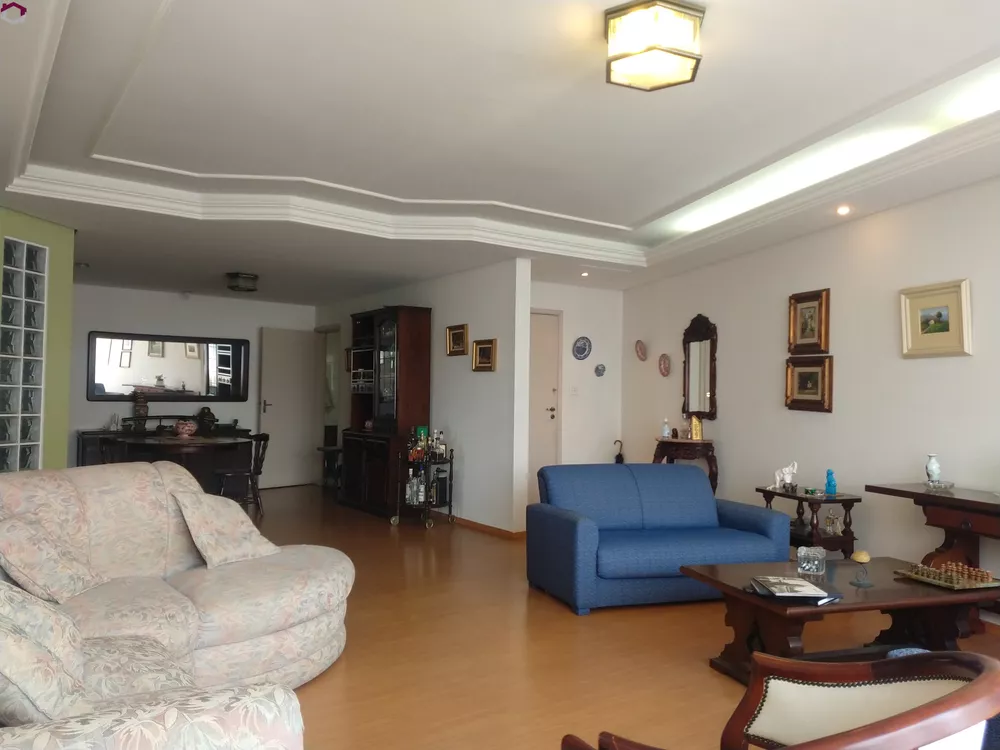 Apartamento à venda com 4 quartos, 185m² - Foto 3