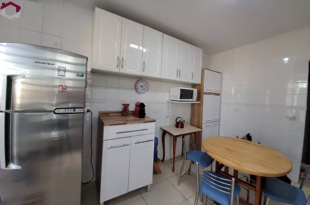 Casa à venda com 3 quartos, 180m² - Foto 1