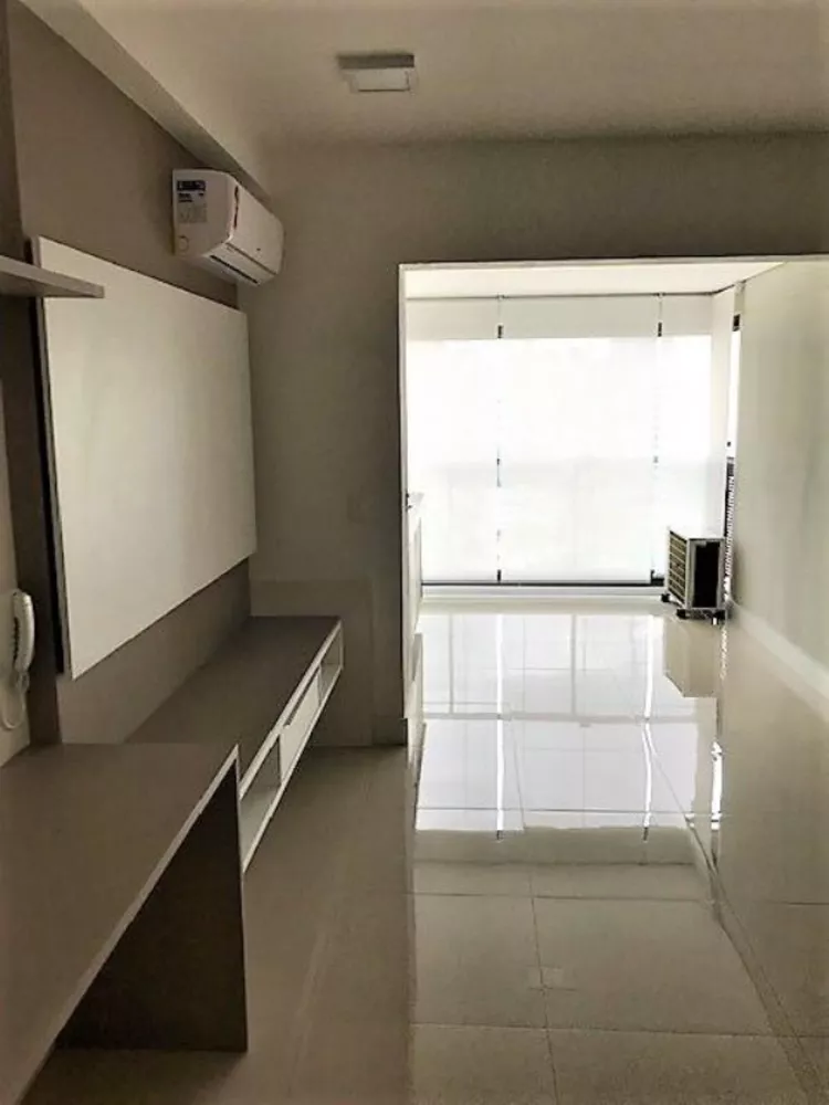 Apartamento à venda com 1 quarto, 33m² - Foto 1