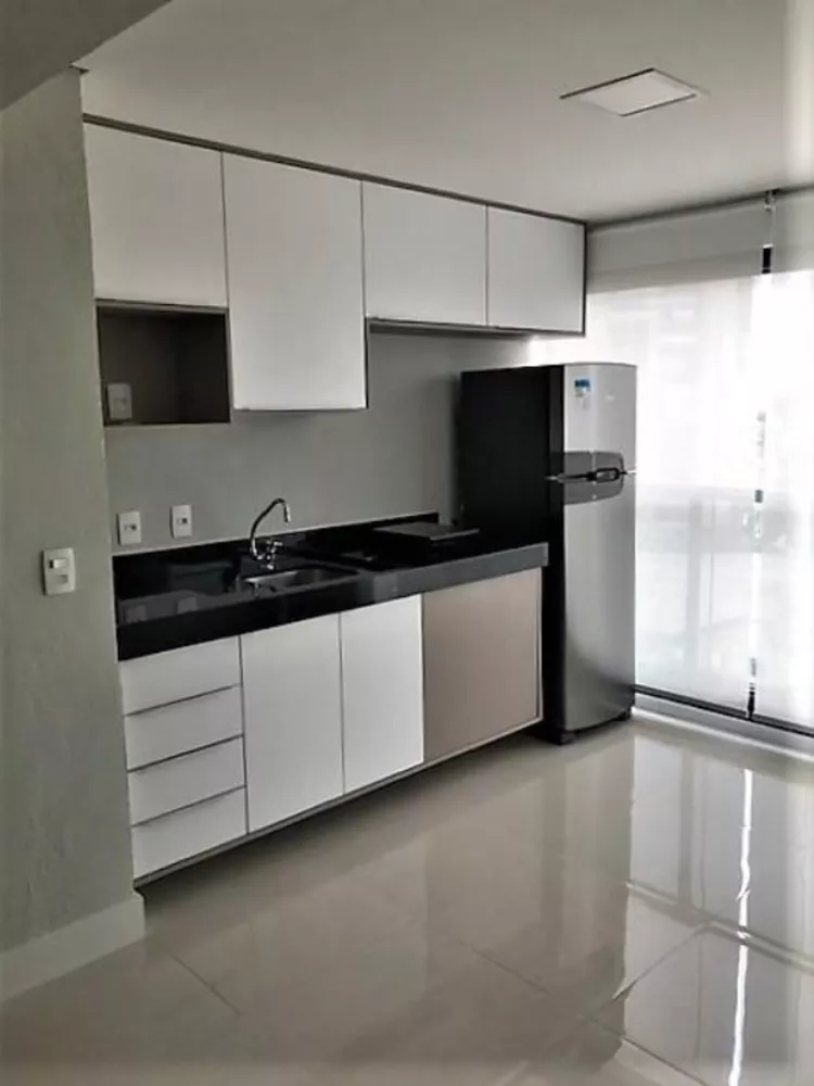 Apartamento à venda com 1 quarto, 33m² - Foto 4