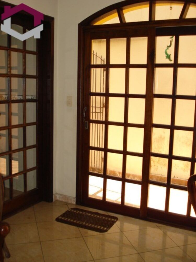 Casa, 3 quartos, 140 m² - Foto 1