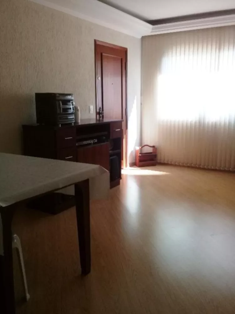 Apartamento à venda com 2 quartos, 62m² - Foto 1