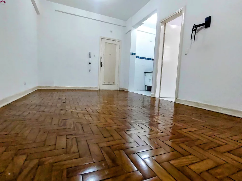 Apartamento à venda com 1 quarto, 32m² - Foto 2