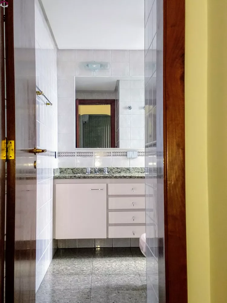 Apartamento à venda com 4 quartos, 240m² - Foto 23