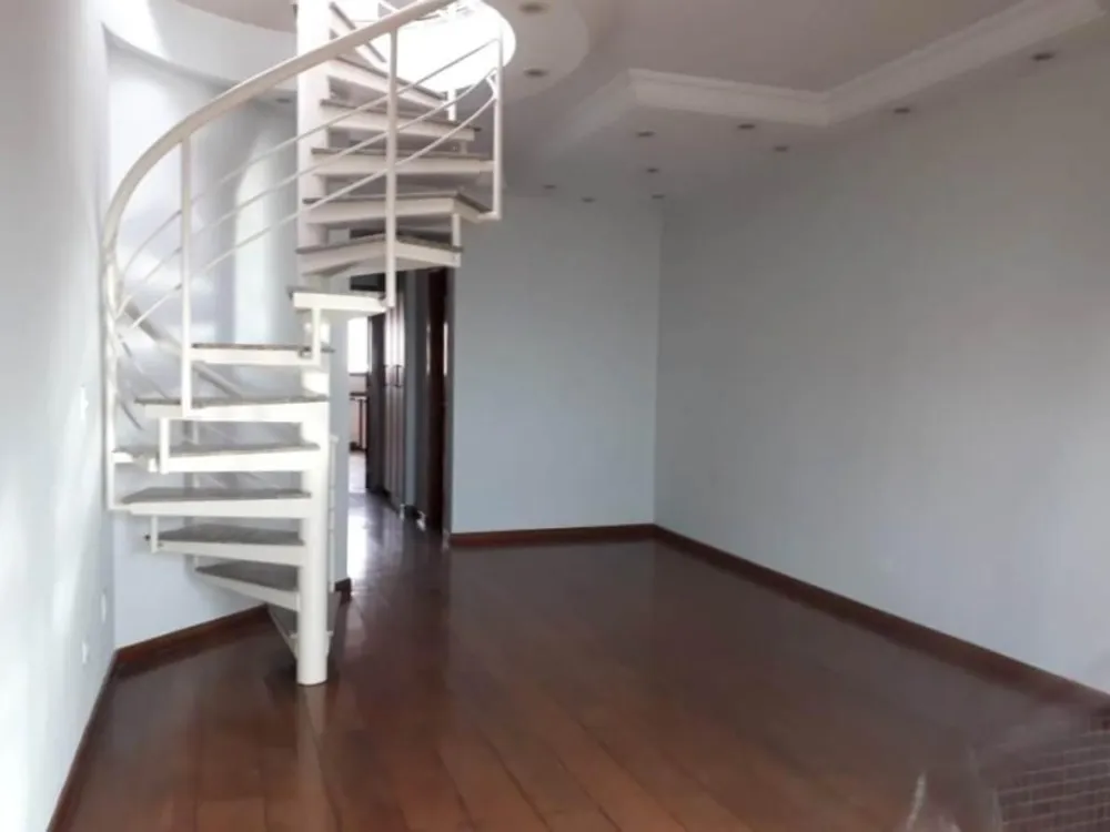 Cobertura, 3 quartos, 220 m² - Foto 8