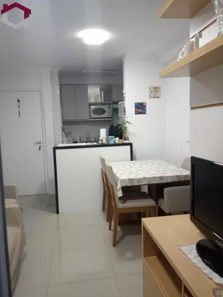 Apartamento à venda com 2 quartos, 56m² - Foto 2