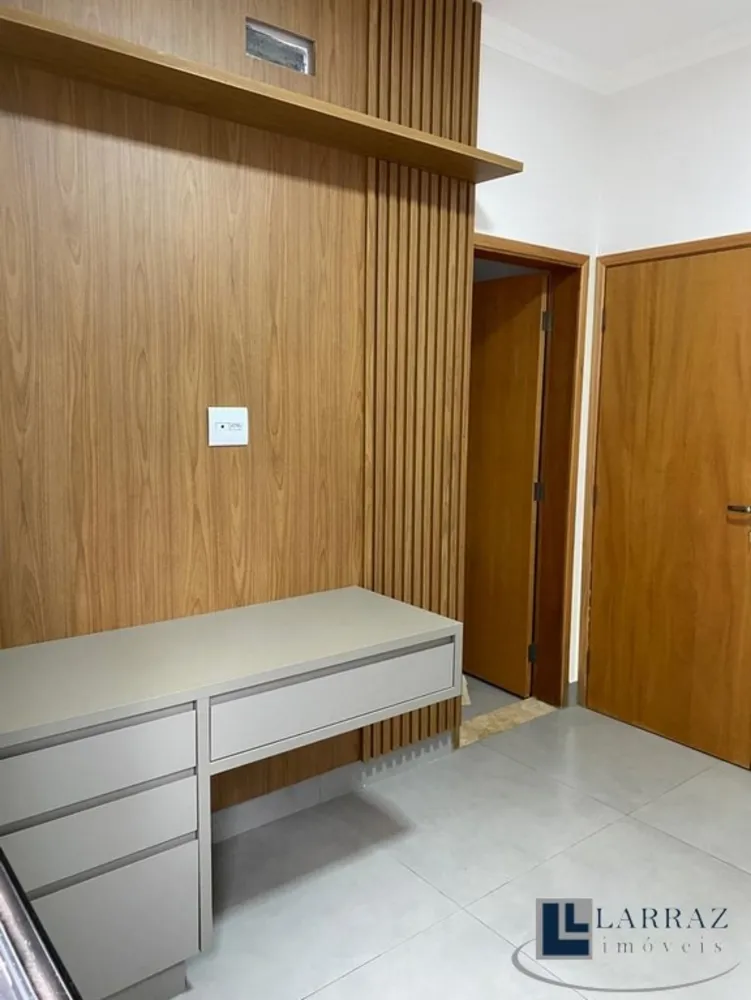 Casa, 3 quartos, 157 m² - Foto 2