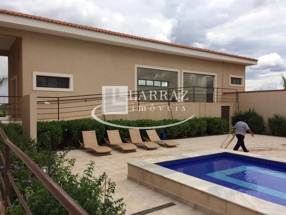Casa, 3 quartos, 249 m² - Foto 2