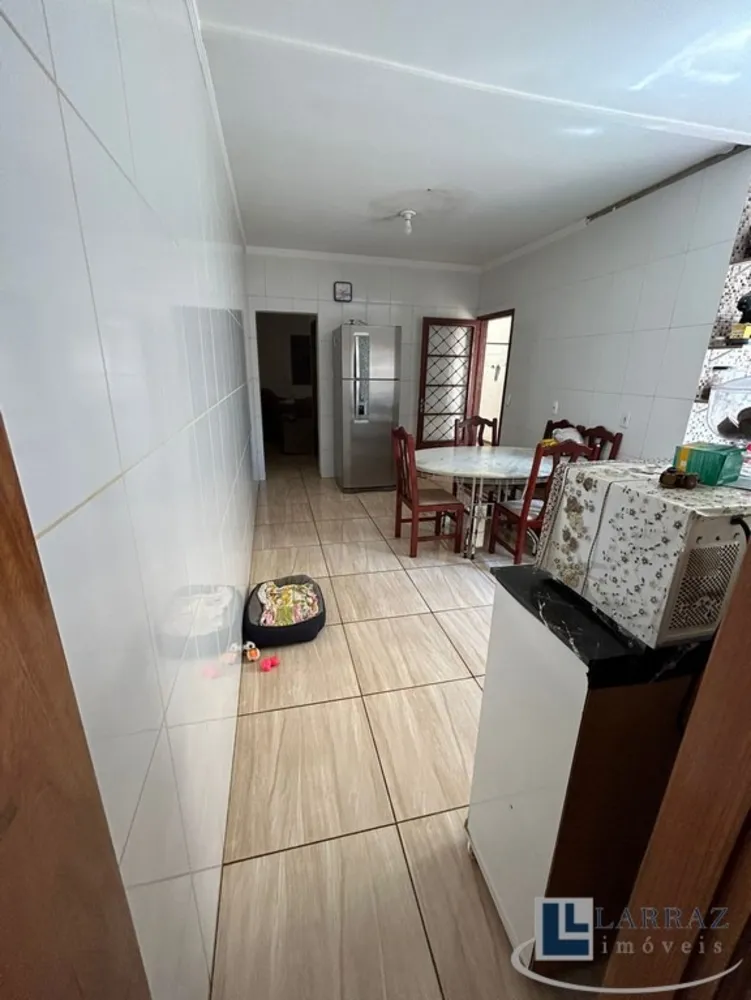 Casa, 3 quartos, 132 m² - Foto 2