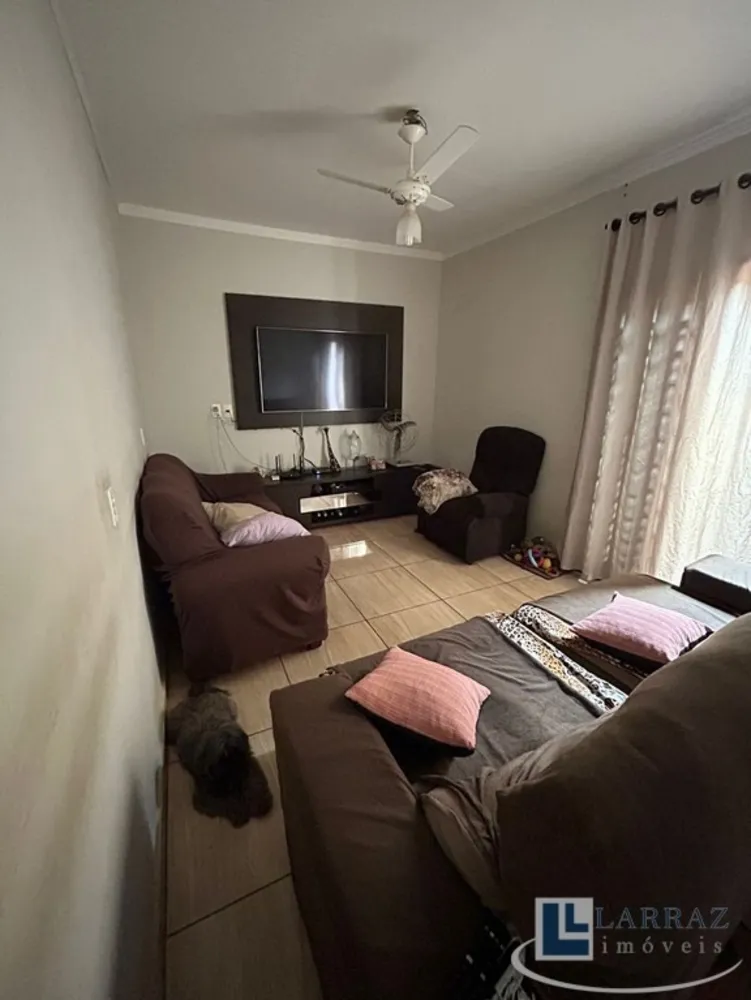 Casa, 3 quartos, 132 m² - Foto 1