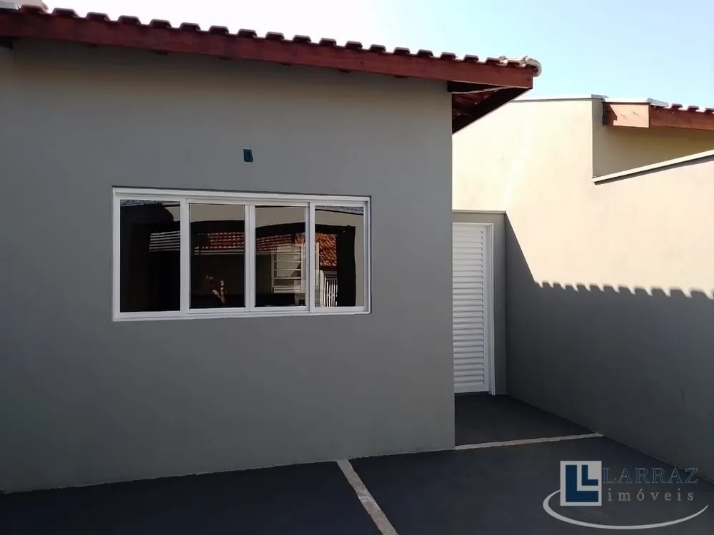 Casa, 2 quartos, 60 m² - Foto 1