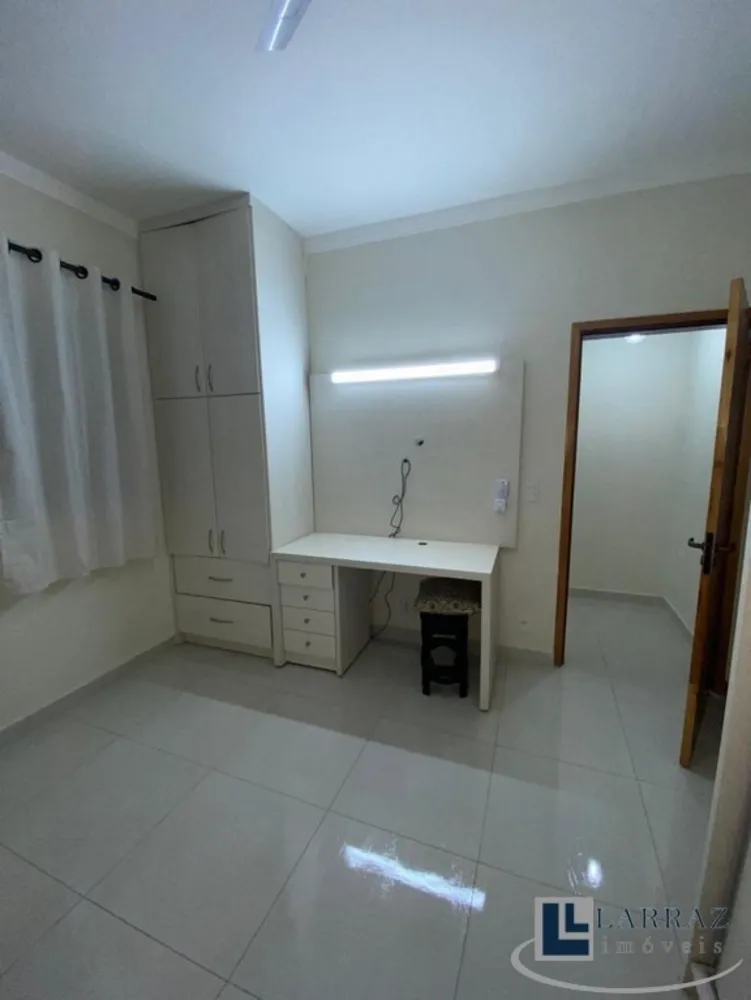 Casa, 3 quartos, 154 m² - Foto 4