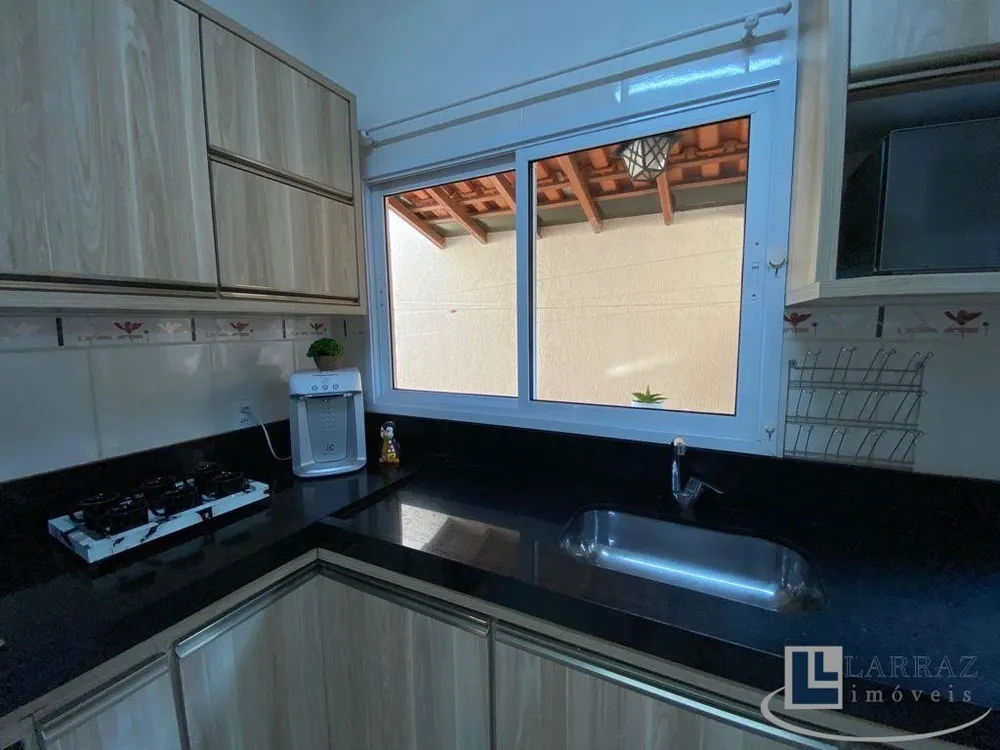 Casa, 3 quartos, 154 m² - Foto 2