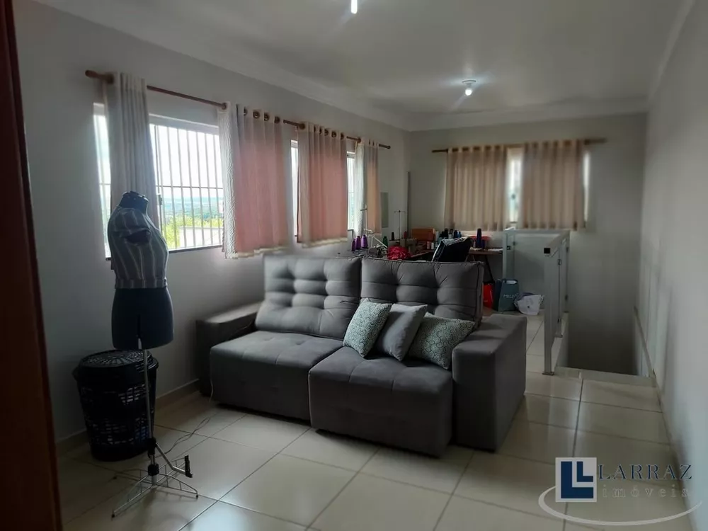 Casa, 3 quartos, 250 m² - Foto 6