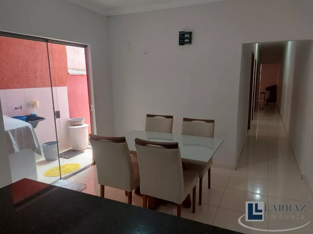 Casa, 3 quartos, 250 m² - Foto 8