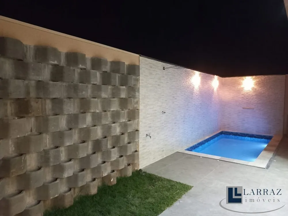 Casa, 3 quartos, 157 m² - Foto 1