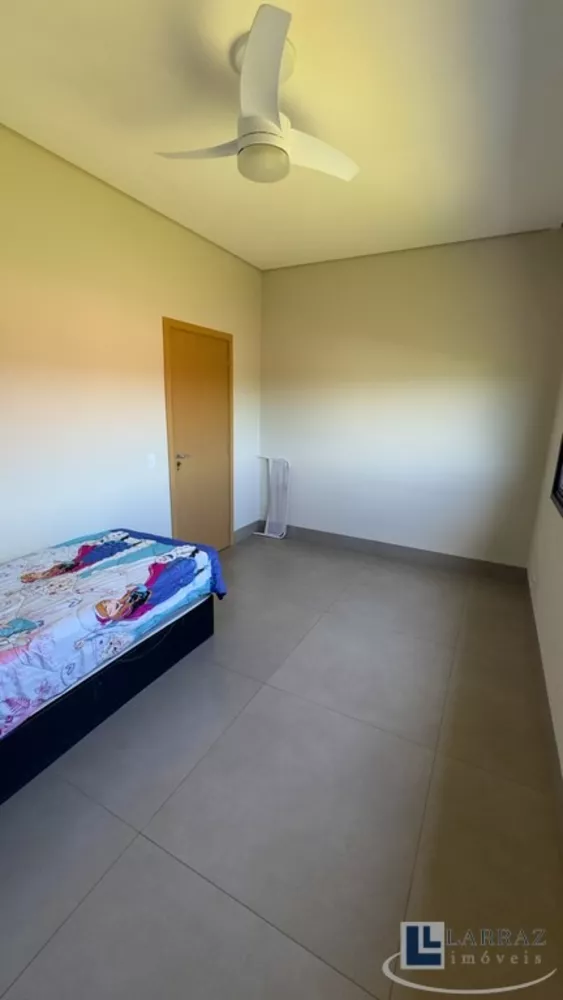 Casa, 3 quartos, 226 m² - Foto 10