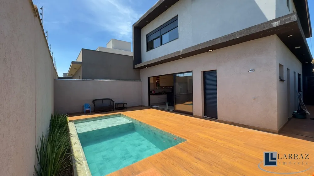 Casa, 3 quartos, 226 m² - Foto 1