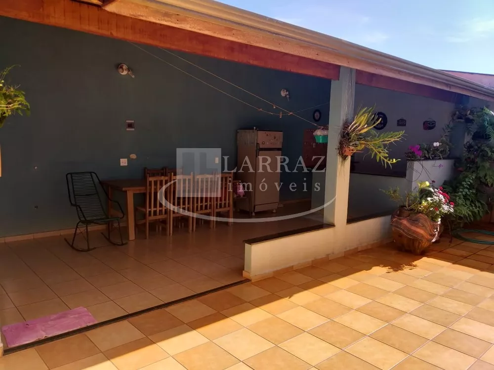 Casa, 4 quartos, 200 m² - Foto 1