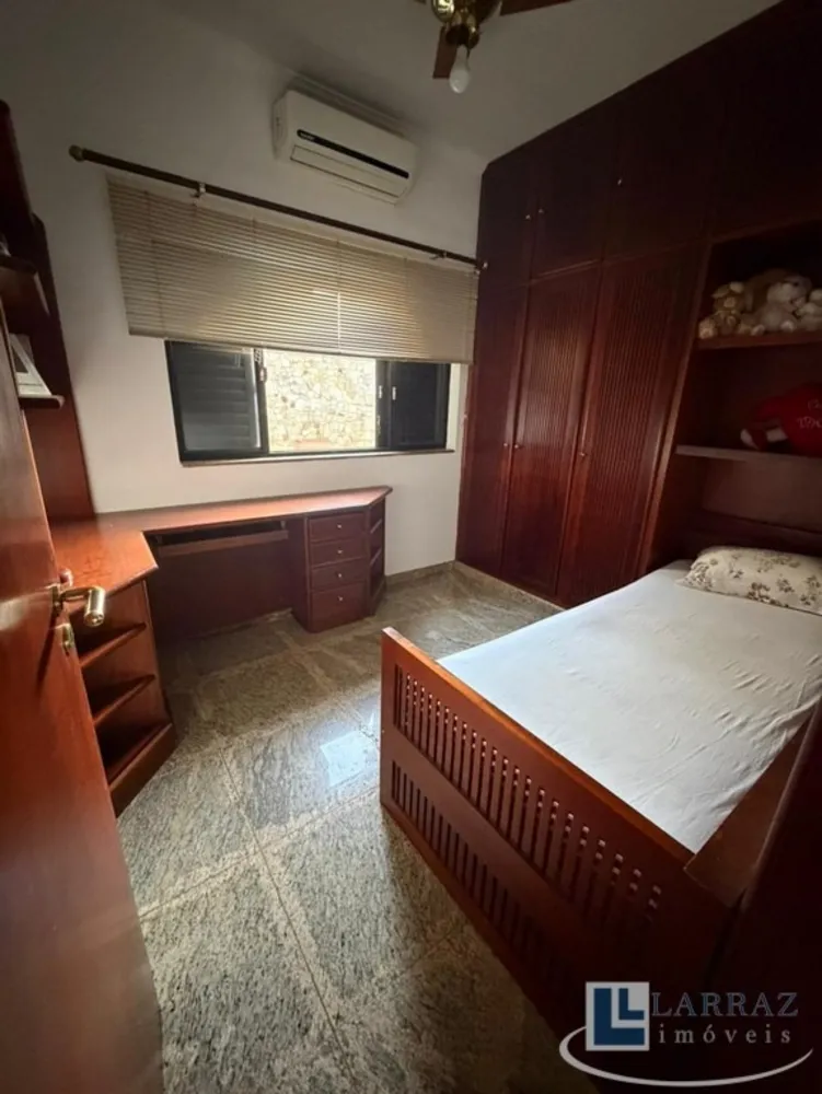 Casa, 3 quartos, 260 m² - Foto 15