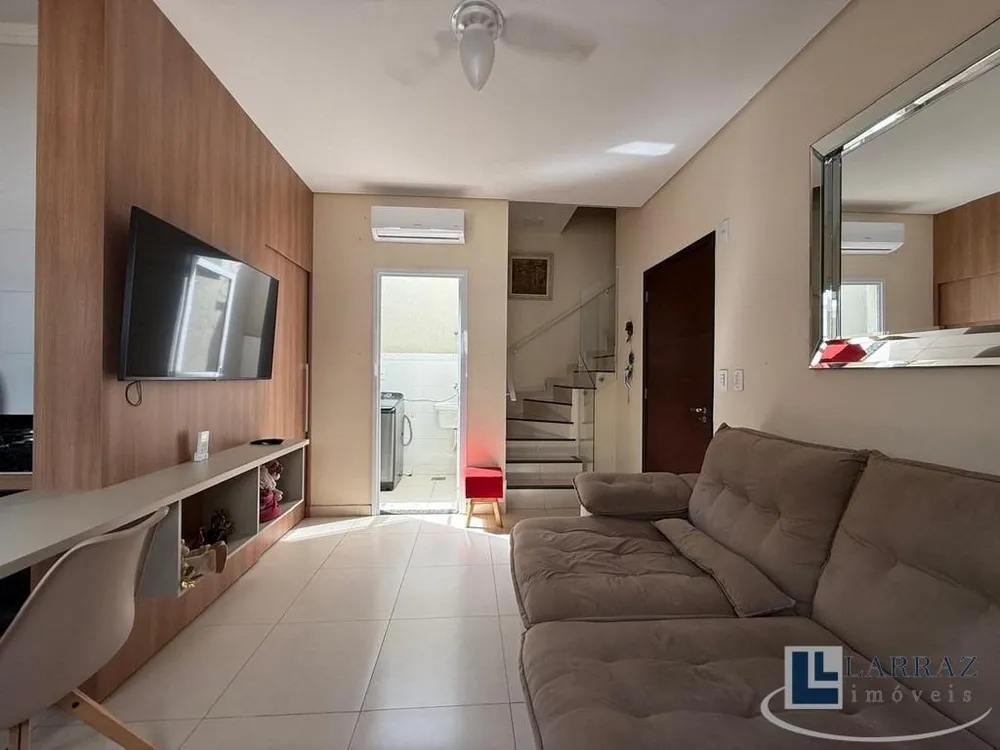 Sobrado, 2 quartos, 82 m² - Foto 1