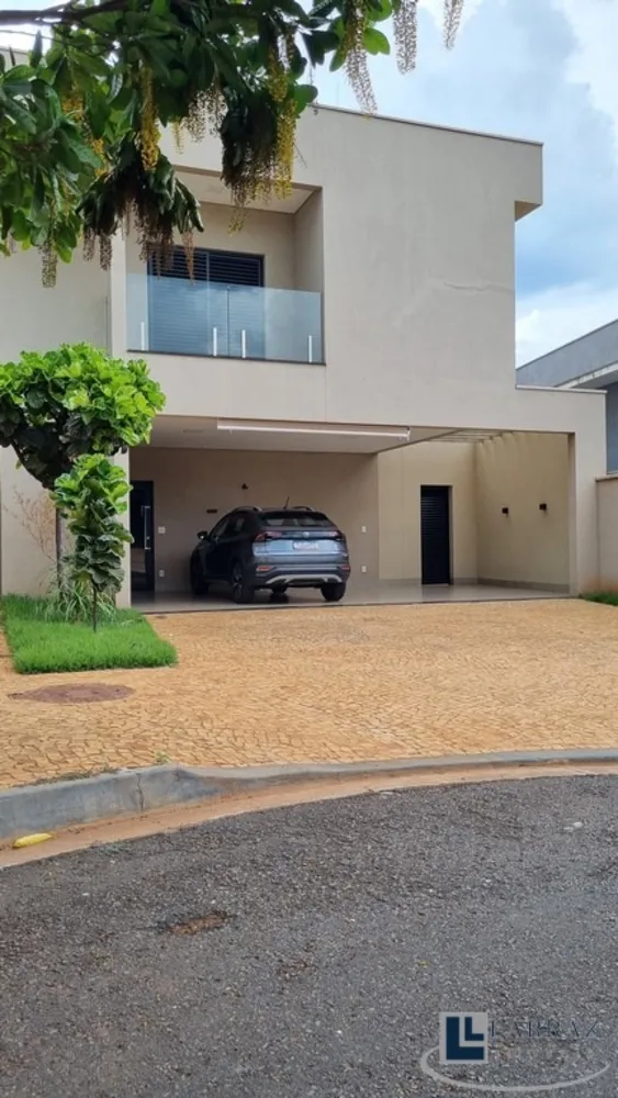 Casa, 3 quartos, 231 m² - Foto 1