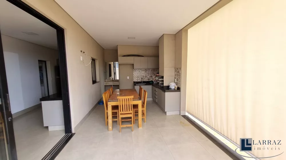 Casa, 3 quartos, 231 m² - Foto 9