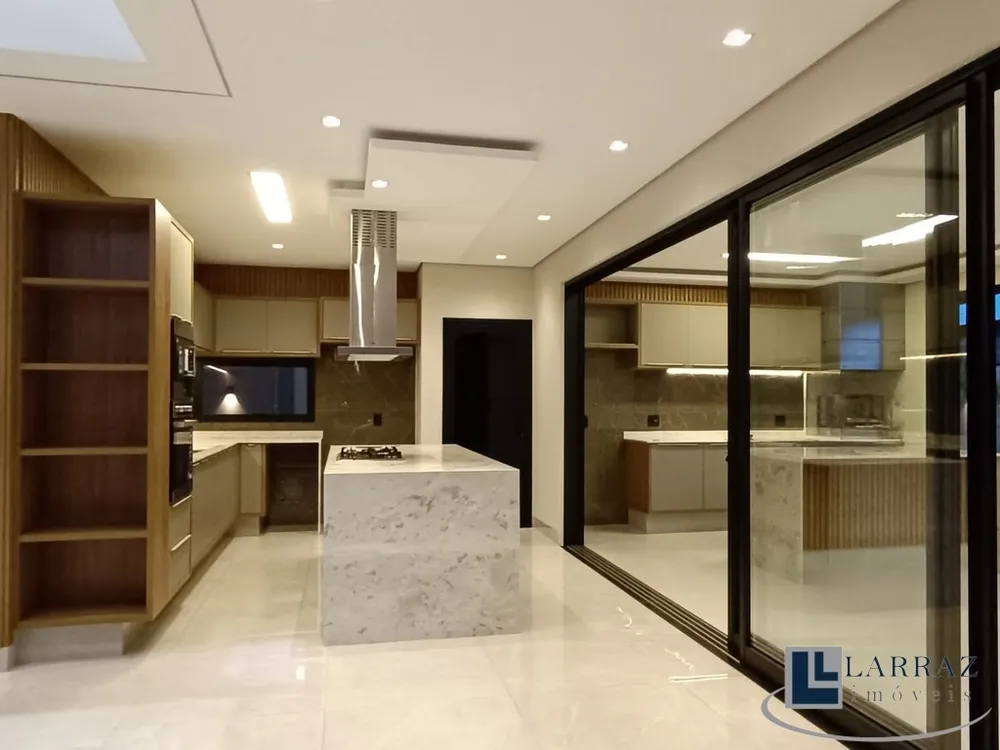 Casa, 3 quartos, 306 m² - Foto 1