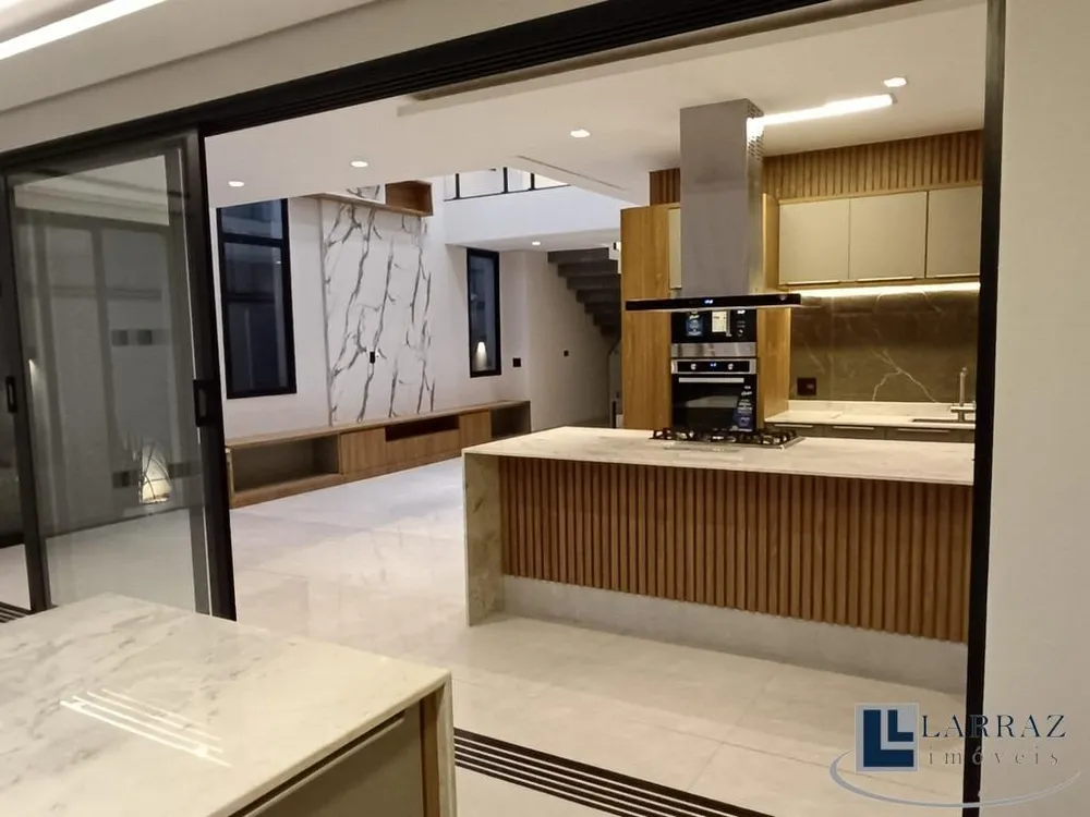 Sobrado, 3 quartos, 306 m² - Foto 2